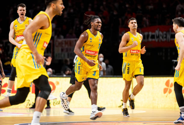 赛后采访中 赛后采访中