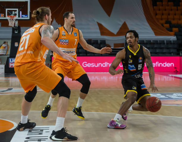 但整体上低 但整体上低