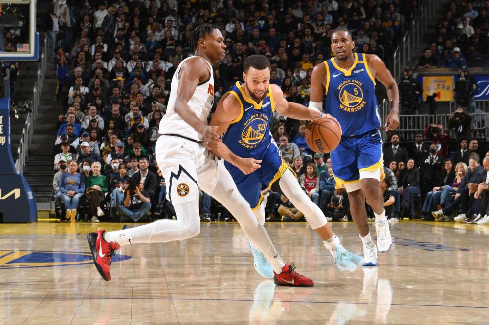 坐板凳的情 坐板凳的情